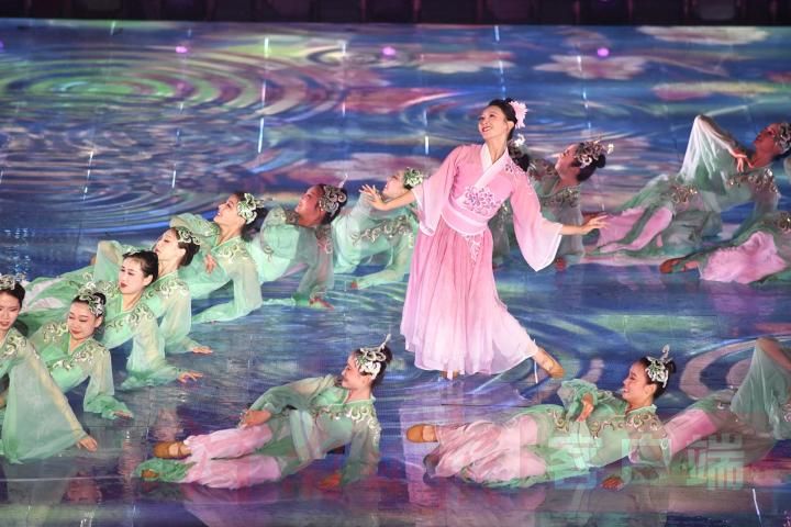 中国开封第39届菊花文化节举行开幕式活动