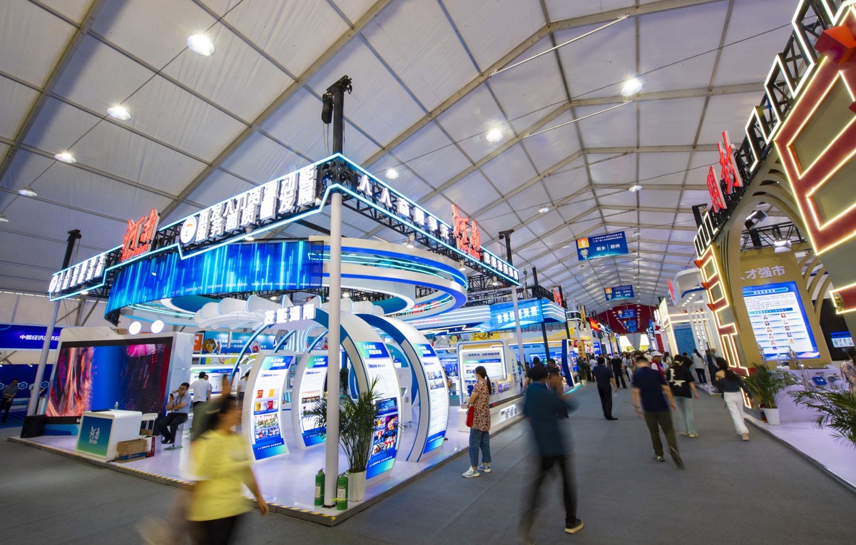 技能点亮梦想 匠心铸就未来 技能点亮梦想 匠心铸就未来