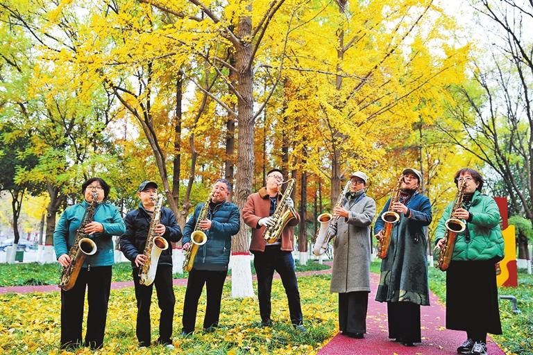 A musical gathering in Jiyuan