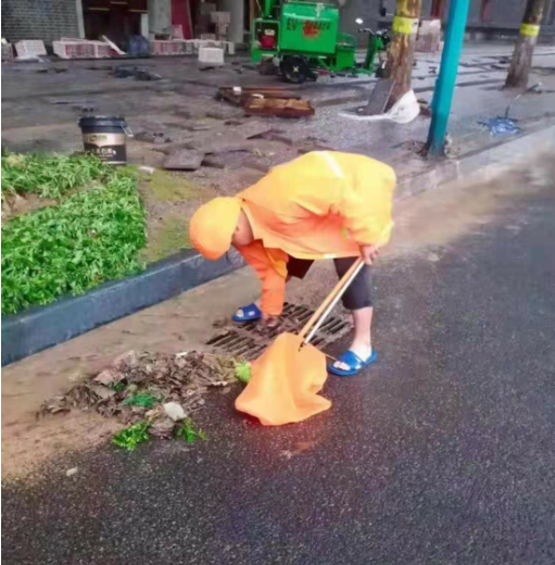 暴雨过境，郑州市金水区全力以赴做好防汛救灾工作和保障工作