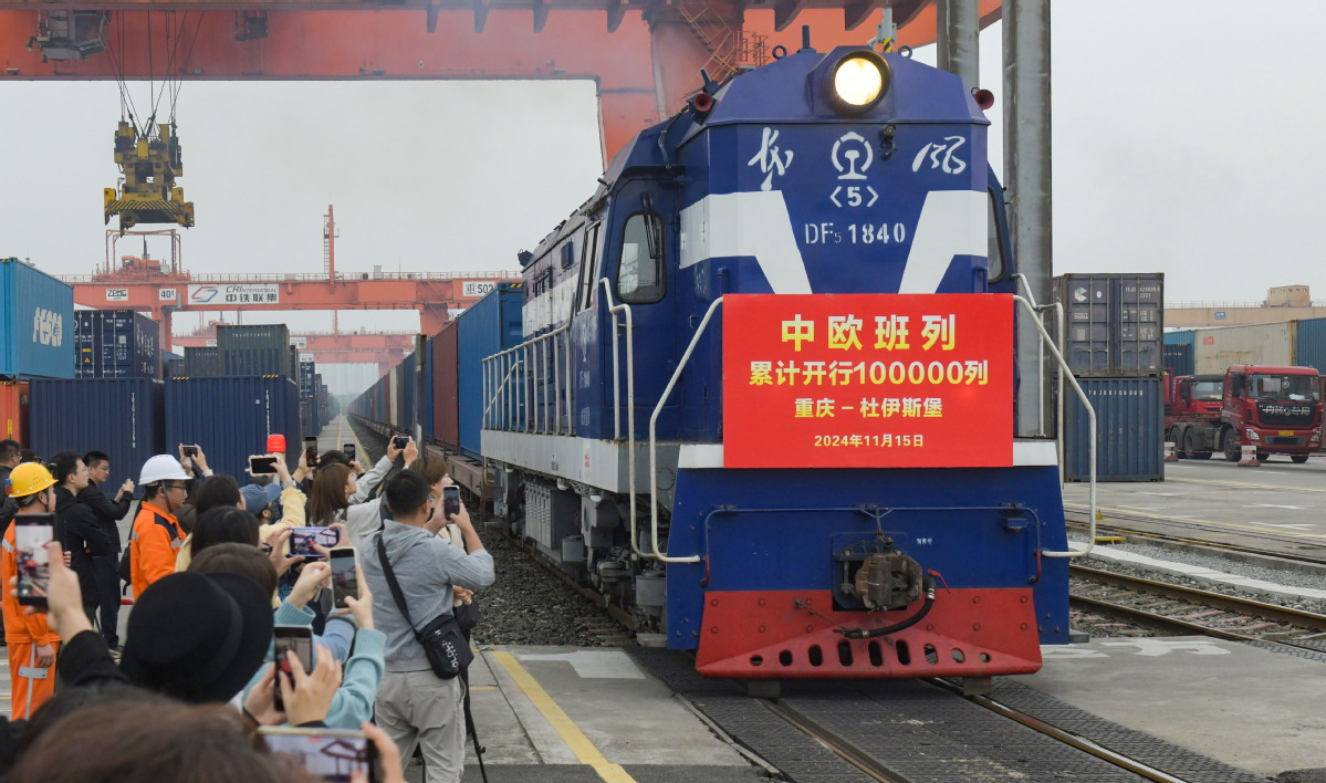 China-Europe freight train trips in Zhengzhou set a record high in November