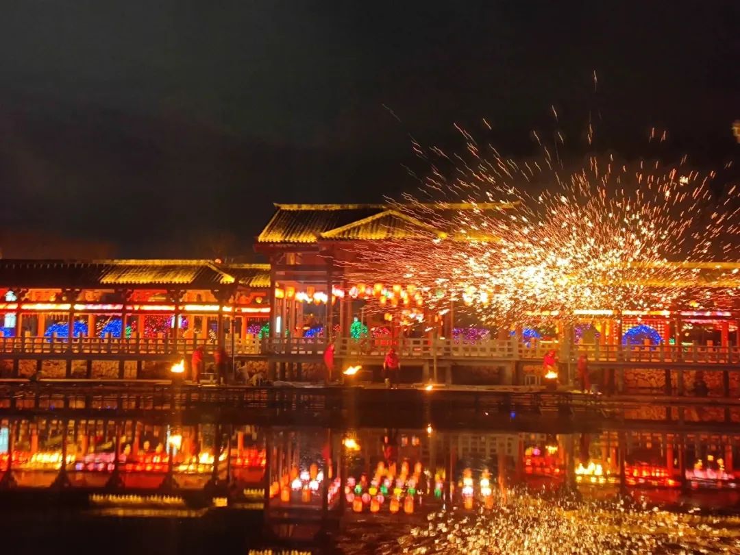 这些地方花灯不打烊！老家河南璀璨依旧、热度不减