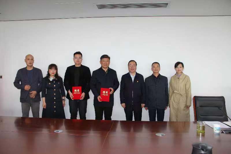 省住房城乡建设厅召开首批选派青年干部<br>到基层单位实践锻炼动员会