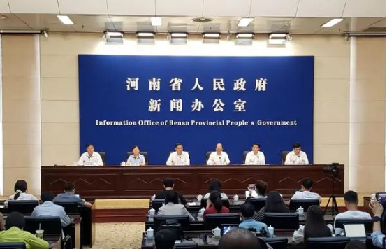 委党组成员、副主任唐兴丽参加《河南省革命老区振兴发展促进条例》新闻发布会