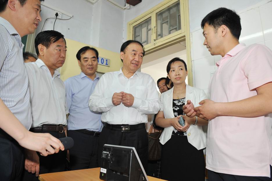 徐济超副省长了解高考无声入场准备情况