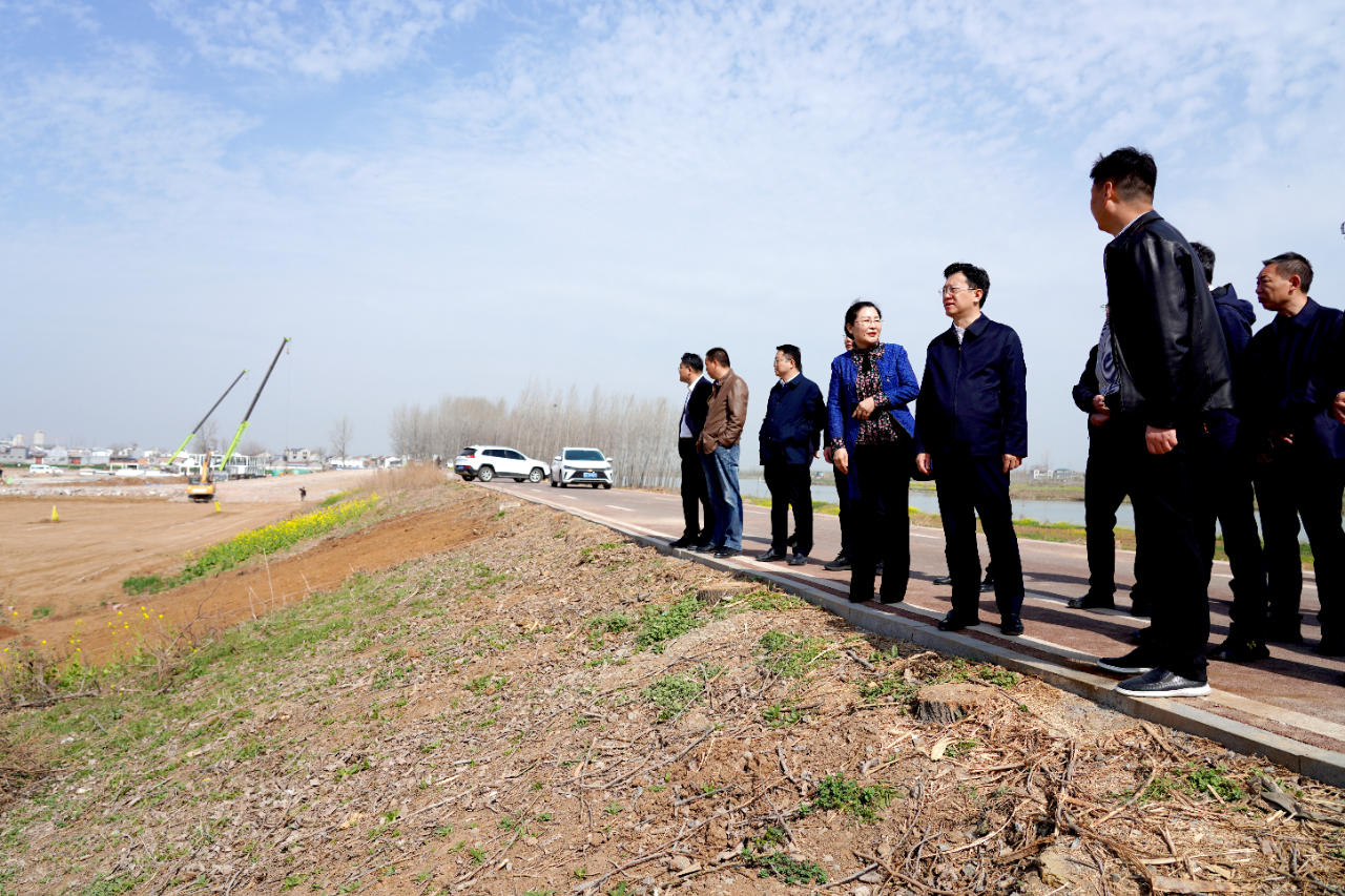 河南铁建投集团领导与省人大常委会副主任周口市委书记张建慧周口市长