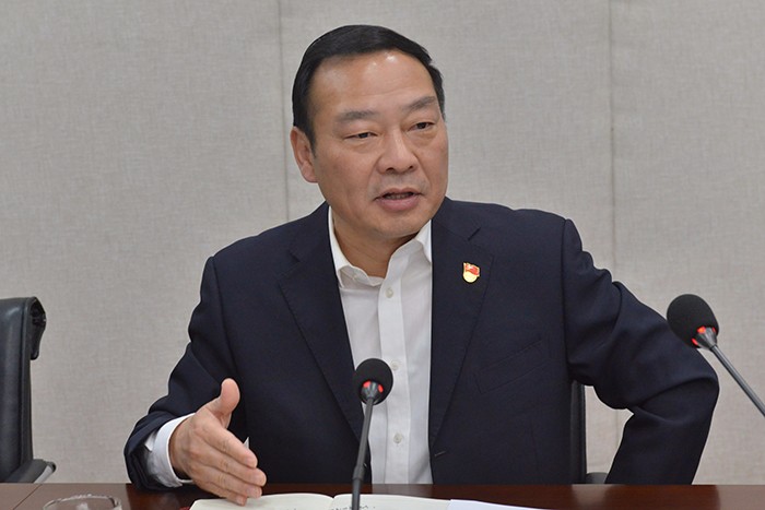 局党组成员,省森林公安局局长朱延林,省林业局党组成员,副局长李志锋