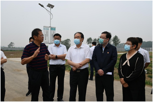 省人大常委會(huì)<br> 對(duì)《中華人民共和國(guó)畜牧法》和《河南省畜牧業(yè)條例》<br>貫徹執(zhí)行情況進(jìn)行檢查