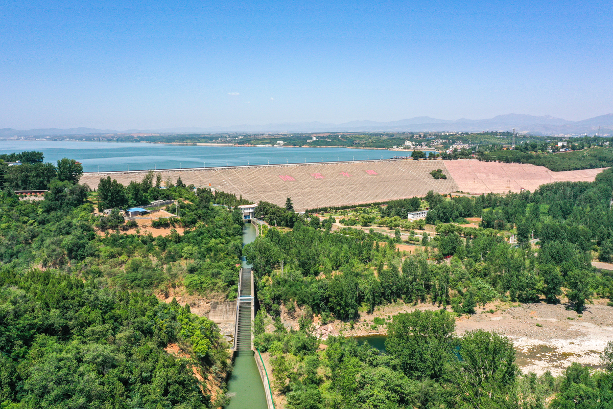 河南日报：全省近200处大中型灌区开闸引水 累计渠灌面积超1000万亩