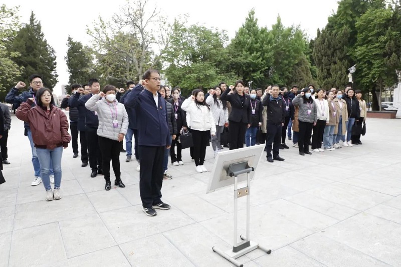 省药监局青年干部培训班（第一期）暨青年理论学习小组读书会活动在焦裕禄干部学院开班