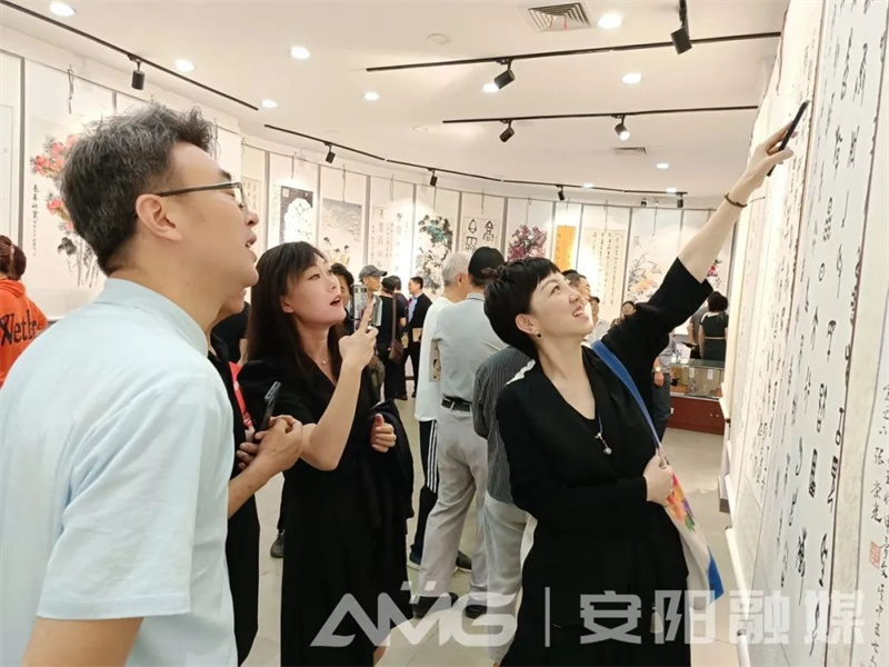 2023第七届殷商文化研讨会暨甲骨文书画展在安阳举办