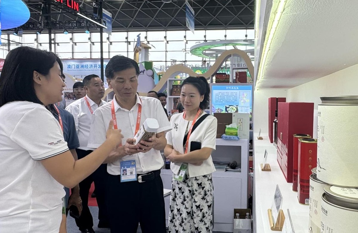 豫农优品进东博 豫品豫香合作多  　　——河南名优特色农产品参加中国-东盟智慧农业展