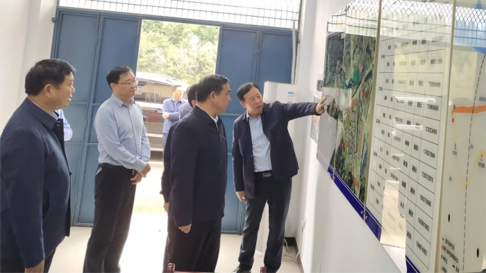 常万琦深入鲁山县调研乡村振兴和基层应急管理工作