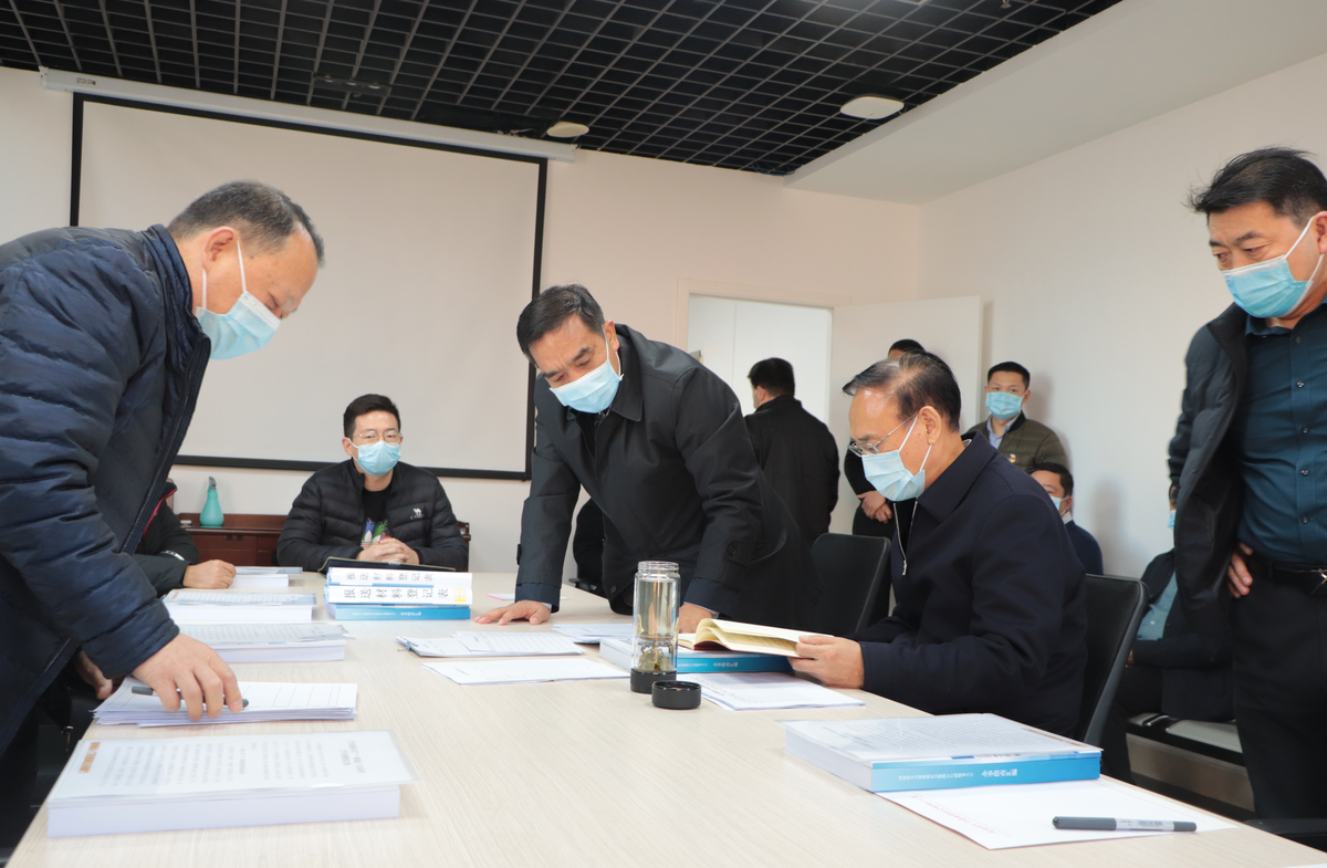 厅党组书记、厅长张国伟调研行政服务和根治欠薪冬季专项行动工作 厅党组书记、厅长张国伟调研行政服务和根治欠薪冬季专项行动工作