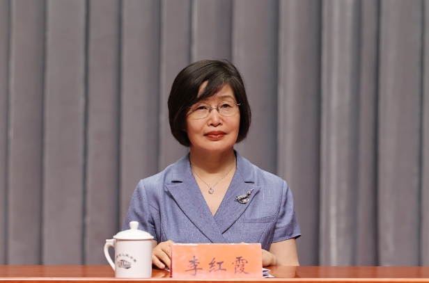 国家“三大奖”获奖代表受邀在主席台就座