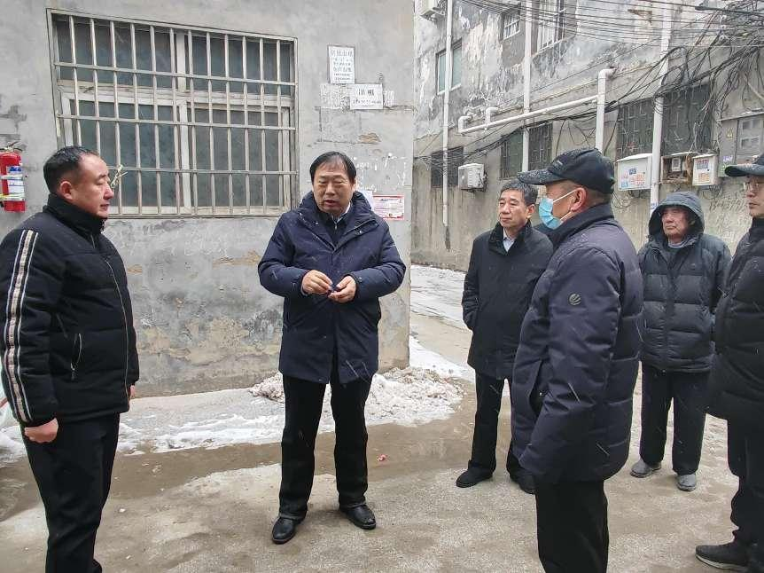 王俊忠到省种业中心检查安全生产和消防安全工作