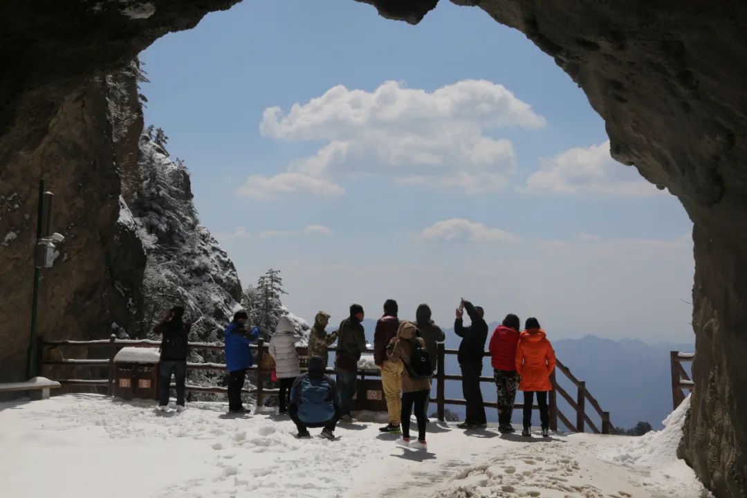 穿越时间长河，云赏老君山历年雪景