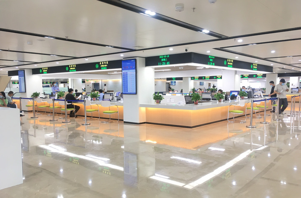 固始县"市民之家"政务服务大厅金培满 摄