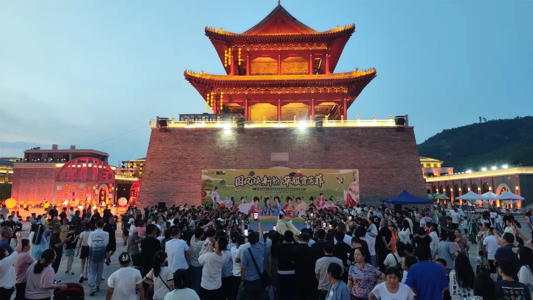 龙舟竞渡粽香浓——端午节假期文旅活动丰富多彩