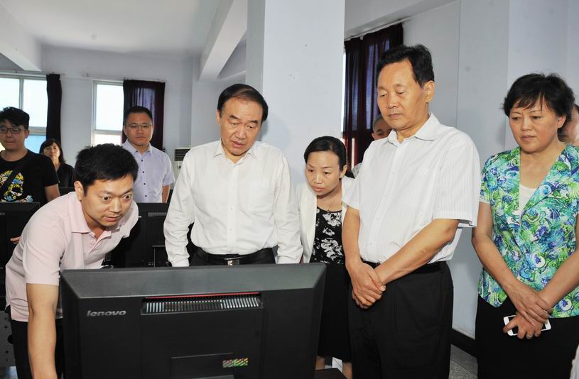 徐济超副省长在中牟一高视察普通高考考前准备工作