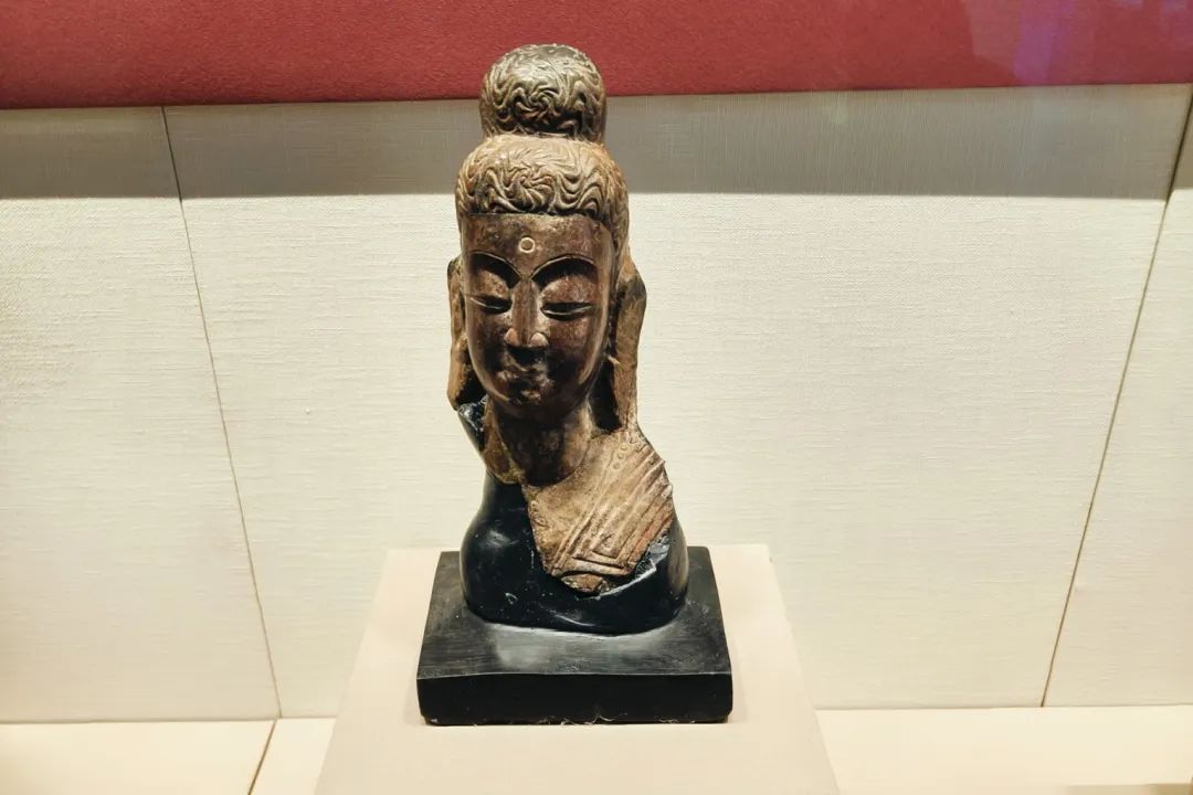 多件文物首次在洛阳展出！一起来听听“龙门故事”