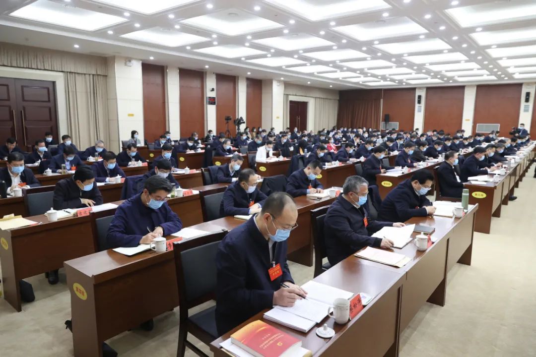 全省市厅级主要领导干部学习贯彻党的十九届六中全会精神专题研讨班开班