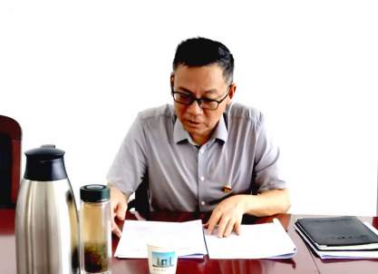 厅总工程师李学军为党员干部讲党课