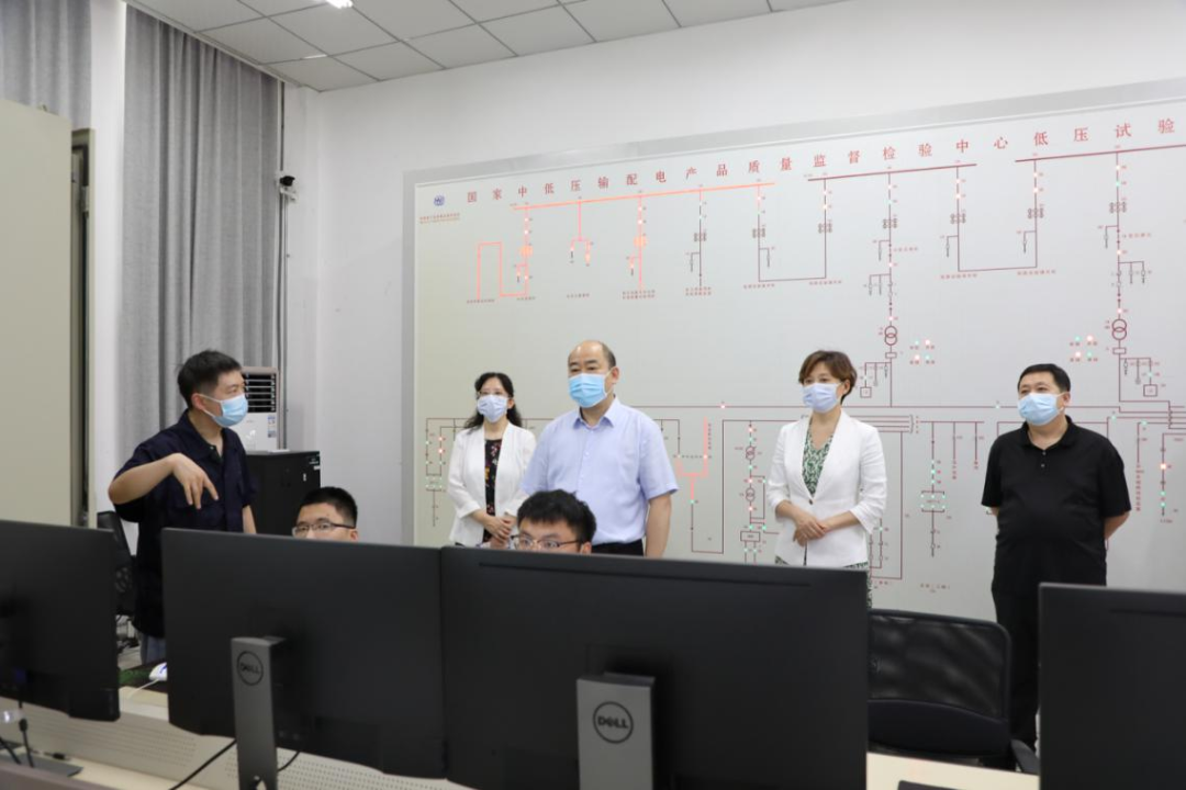 郝敬红调研许昌市场监管和检验检测高技术服务业发展工作