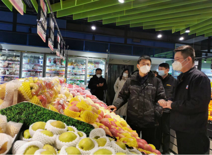 省发展改革委党组成员、副主任李新国带队赴郑州、开封<br>开展重要民生商品、防疫医药用品和景区收费专题调研