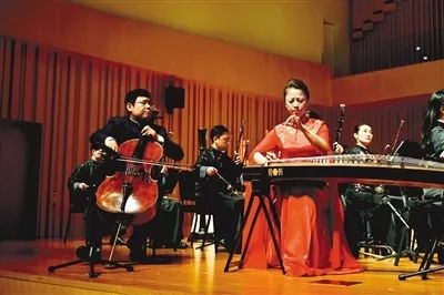  多彩活动伴郑州市民“文化度夏”
