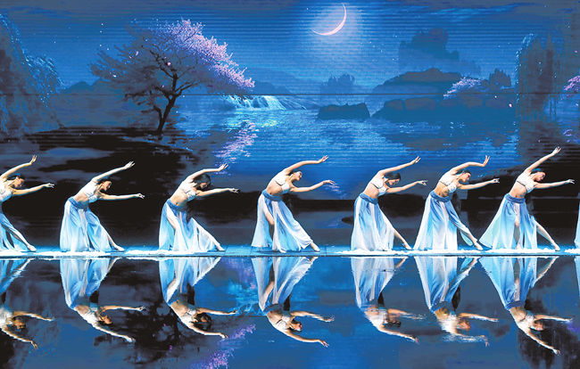 《黄帝千古情》演出现场 记者 王铮 摄9月19日,《黄帝千古情》文化