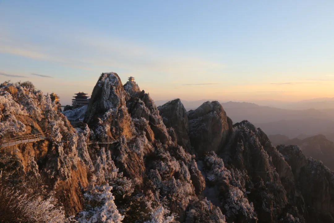 穿越时间长河，云赏老君山历年雪景