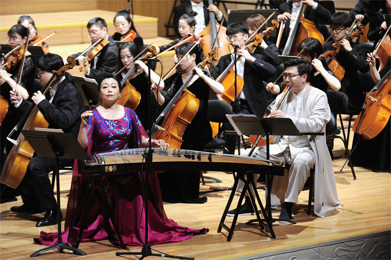 “红旗渠”交响音乐会在郑上演