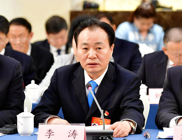 全国人大代表李涛: 新兴产业的培育是实现河南高质量发展的重要举措和