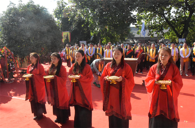 许昌文庙成功举办《壬寅年祭孔大典暨纪念孔子诞辰2573周年活动》