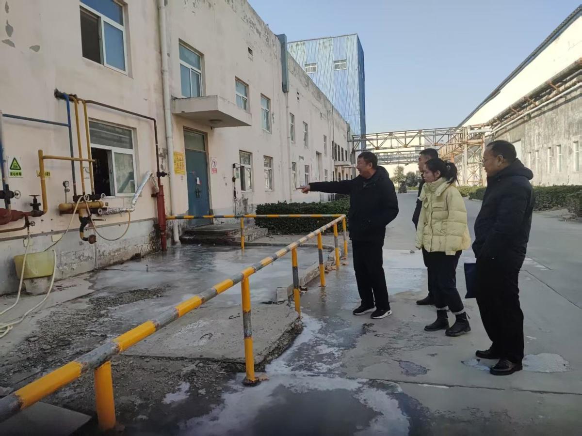 浚县应急管理局“送安入企”助力企业有序复工复产