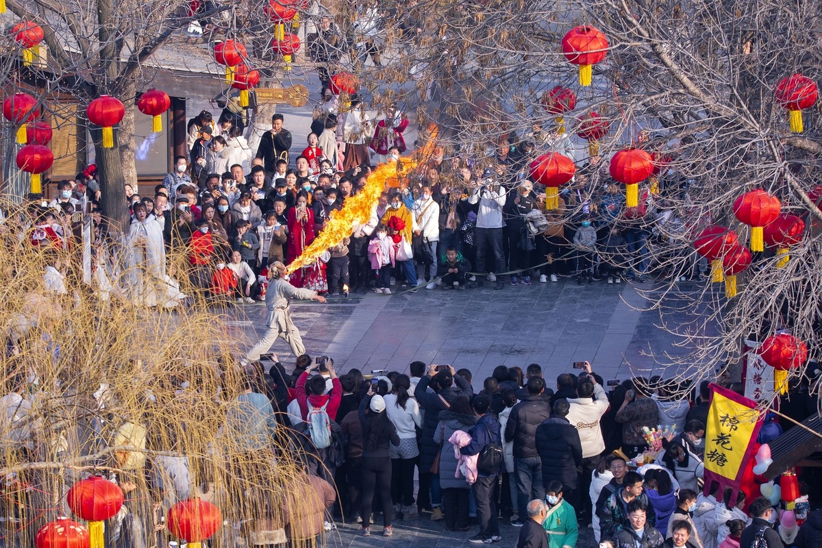 开封：古城年味浓 欢喜过大年