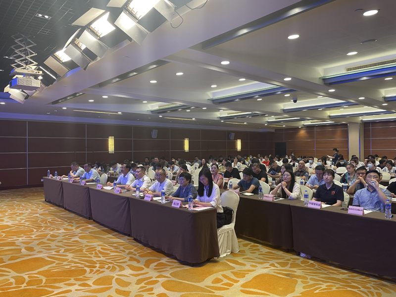 开封市成功举办2021年跨境电子商务<br><br>培训暨对接会