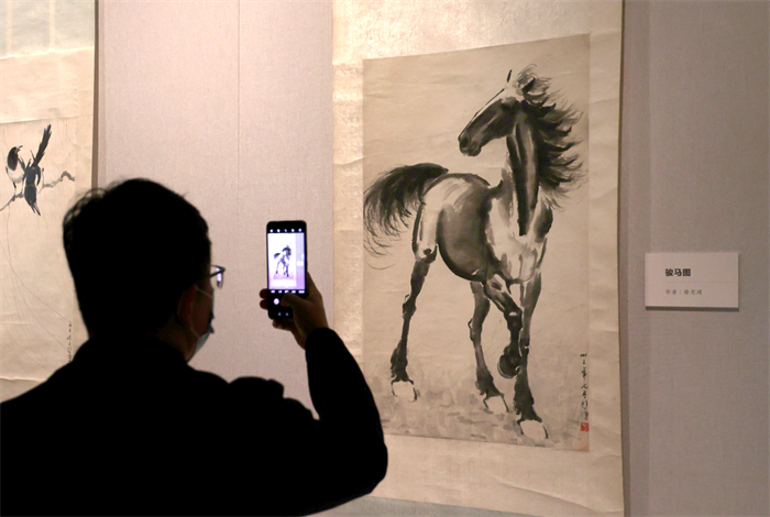 “翰墨豪情——院藏当代中国画名家作品展”在河南博物院开展