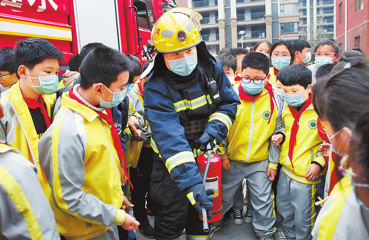 尉氏县消防救援大队消防宣传走进校园