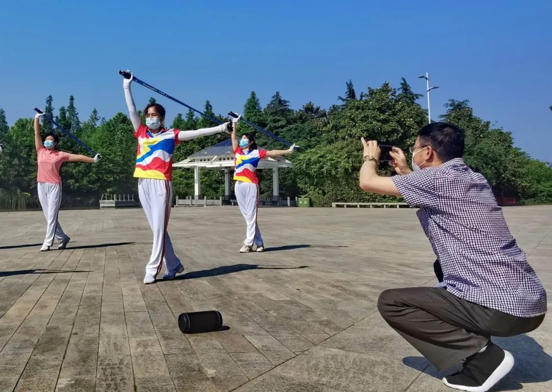 全民健身月全省老年体育活动多姿多彩