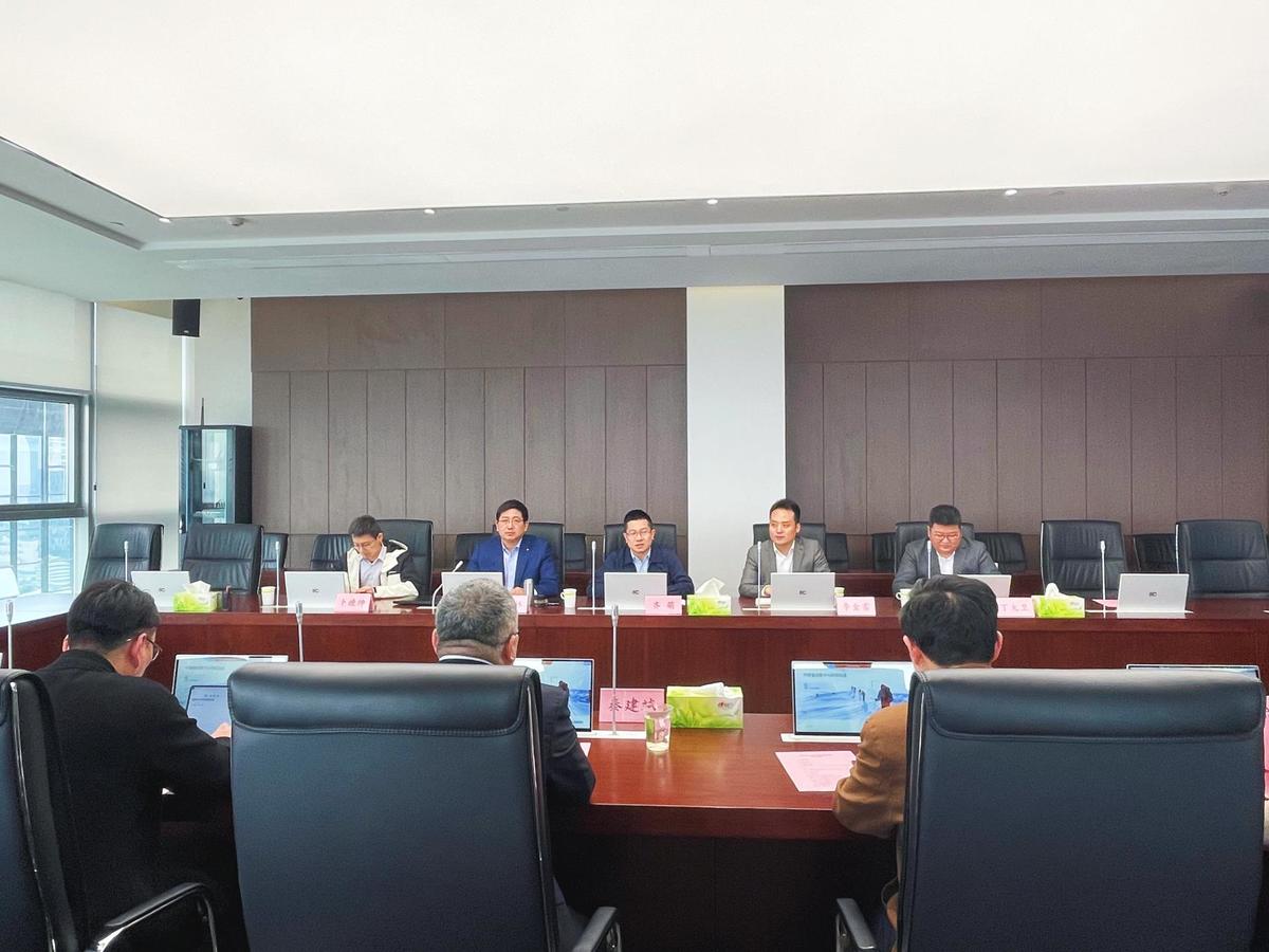 豫资控股集团与华为开展交流座谈