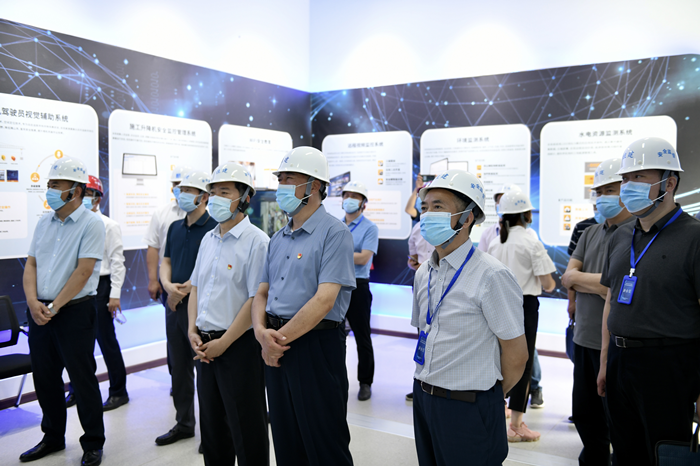 全省建筑施工安全生产标准化暨双重预防体系现场观摩会在开封召开