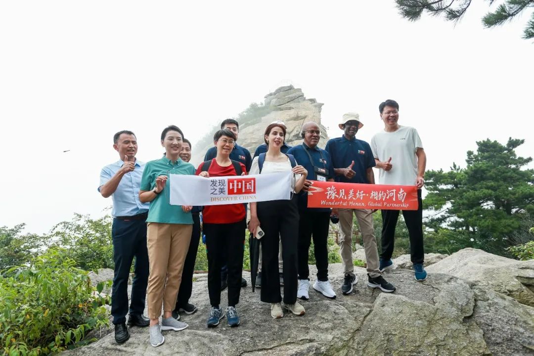 2023驻华外交官“发现中国之美”活动走进河南
