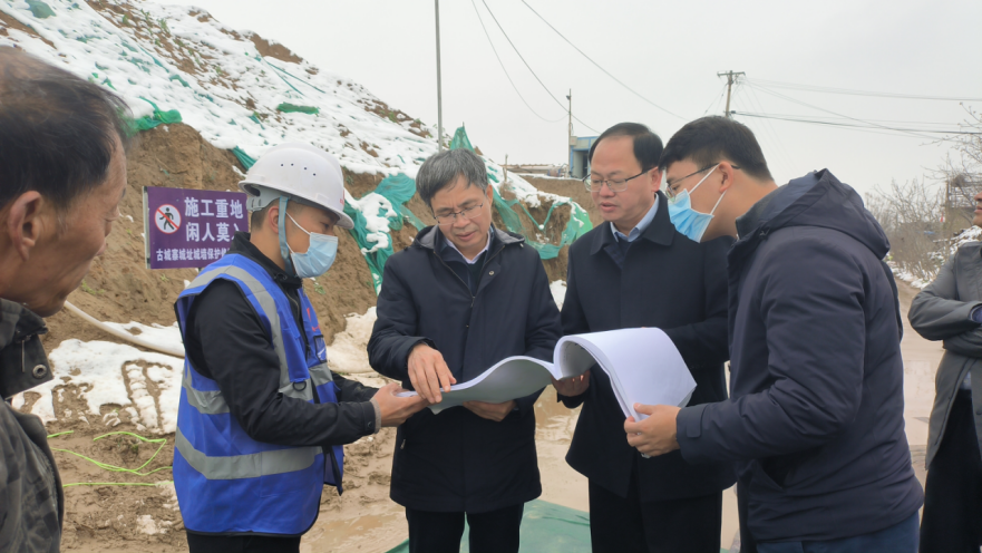省发展改革委副主任夏志胜赴新密<br>调研指导灾后恢复重建对口帮扶工作