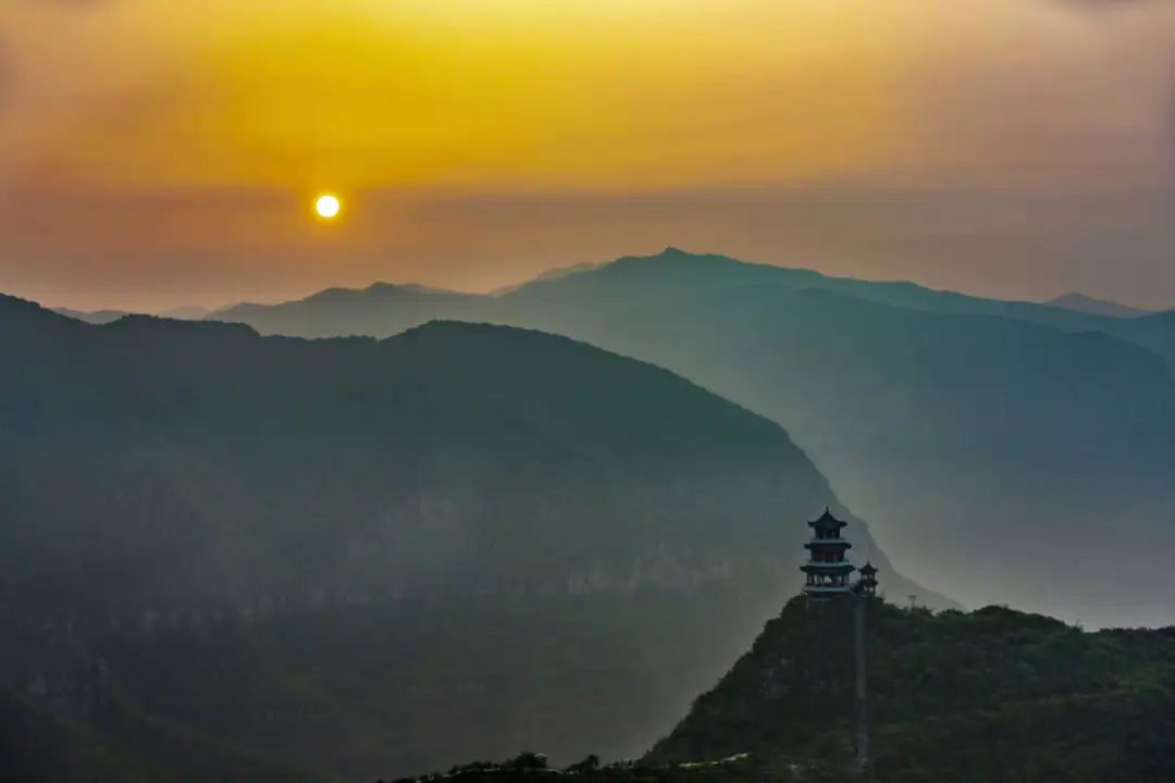 卫辉文旅精彩亮相郑州高铁站