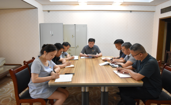 离退休干部工作处党支部开展主题教育专题党课