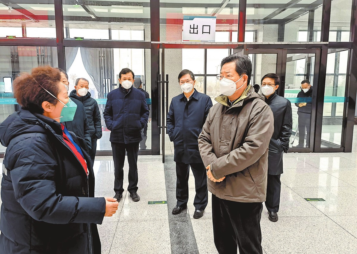 楼阳生到郑州市检查指导疫情防控工作时强调 坚决在一个潜伏期内 圈住封死捞干扑灭疫情 楼阳生到郑州市检查指导疫情防控工作时强调 坚决在一个潜伏期内 圈住封死捞干扑灭疫情