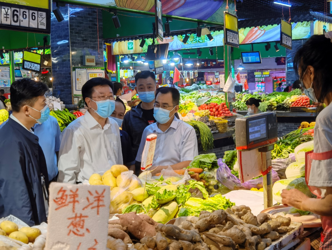 王建防檢查指導國慶期間食品安全工作