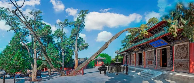 中央电视台中文国际频道等现场直播公祭伏羲大典